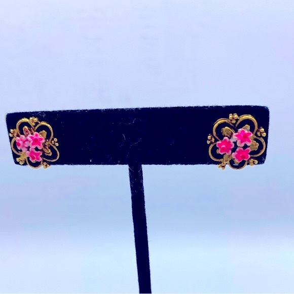 ART Jewelry - Vintage Signed ART Gold Tone Filigree With Pink Enamel Flowers Dainty Earrings